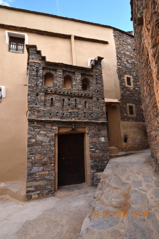 Tizourgane Kasbah Guest house Tiguissas